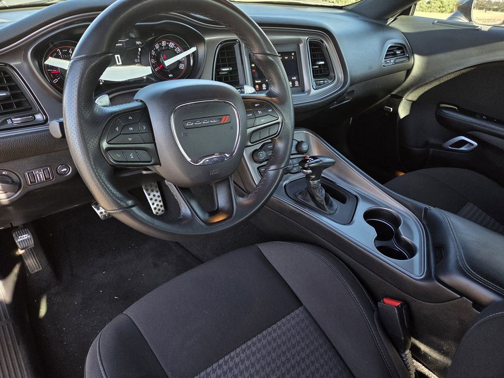 Used 2023 Dodge Challenger R/T w/ Blacktop Package image 8