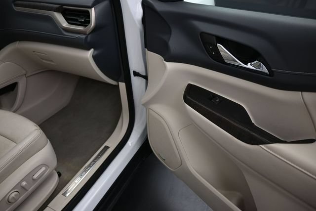 Used 2023 GMC Acadia Denali AWD/4WD image 20