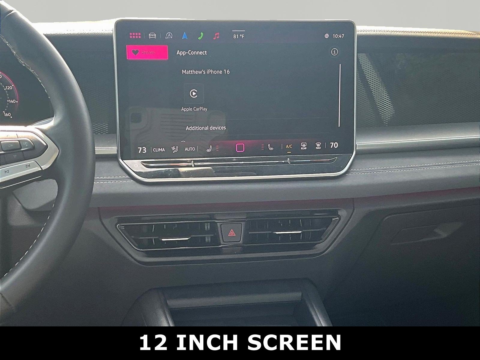 Used 2025 Volkswagen Tiguan SE w/ Panoramic Sunroof Package AWD/4WD image 7