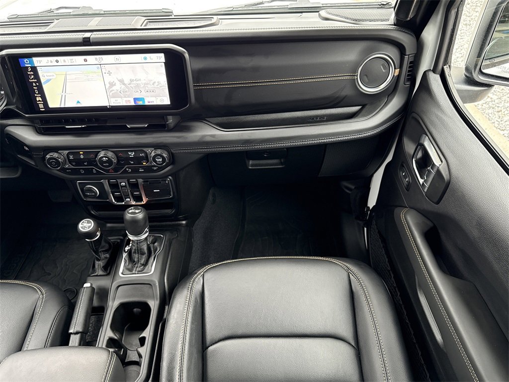 Certified 2025 Jeep Wrangler Sahara w/ Safety Group image 17