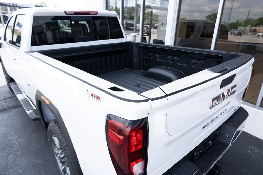 New 2026 GMC Sierra 2500 SLE w/ Max Trailering Package AWD/4WD image 13