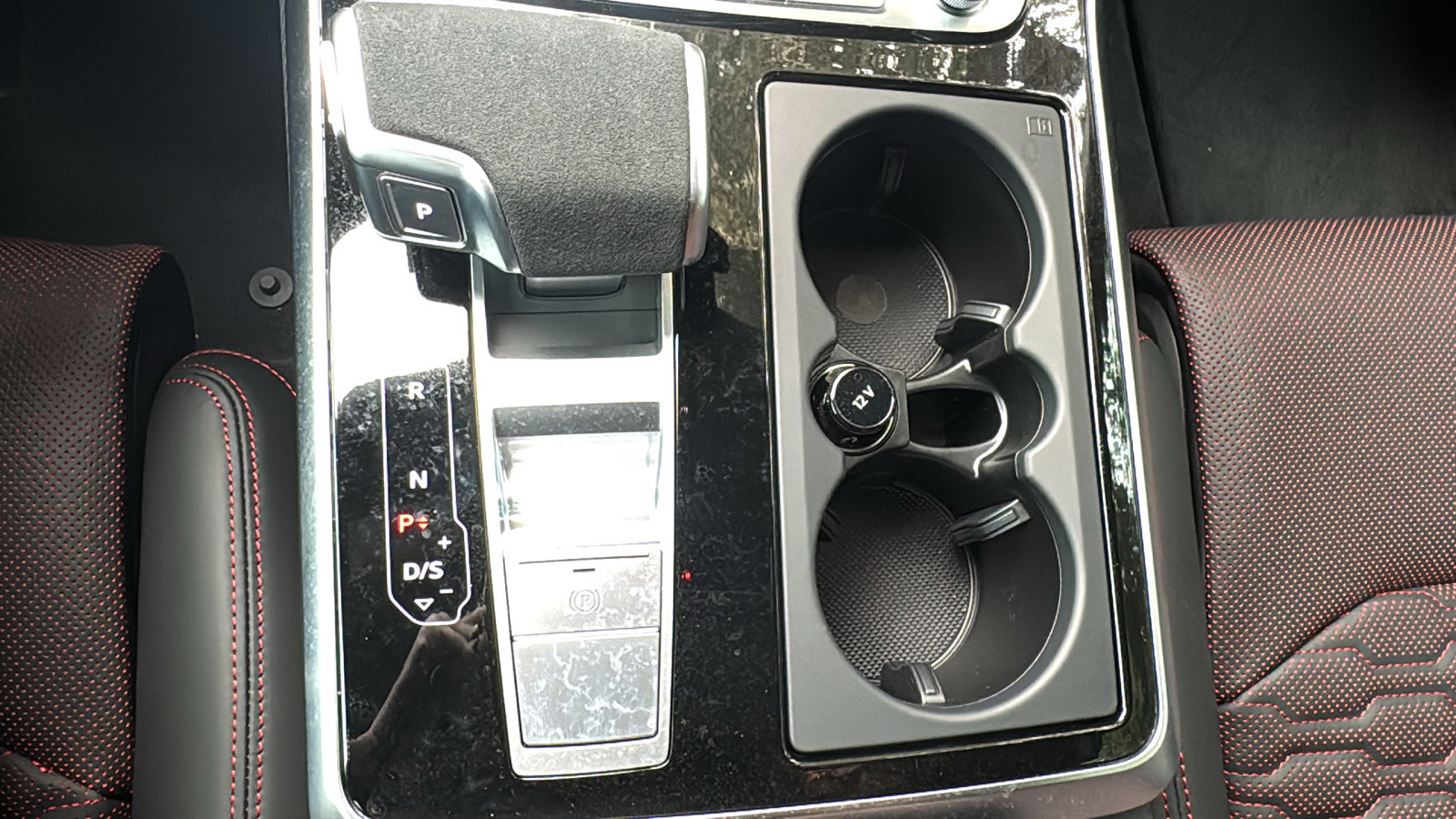 New 2026 Audi RS Q8 performance image 21