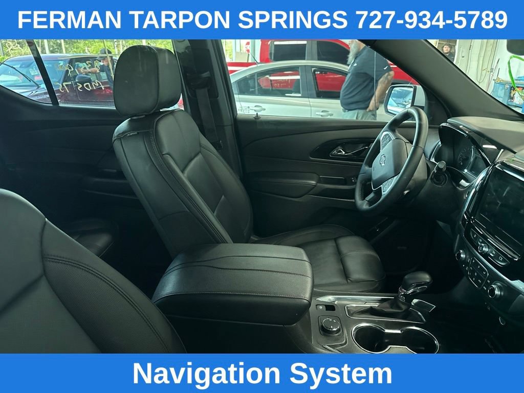 Used 2023 Chevrolet Traverse RS FWD image 6