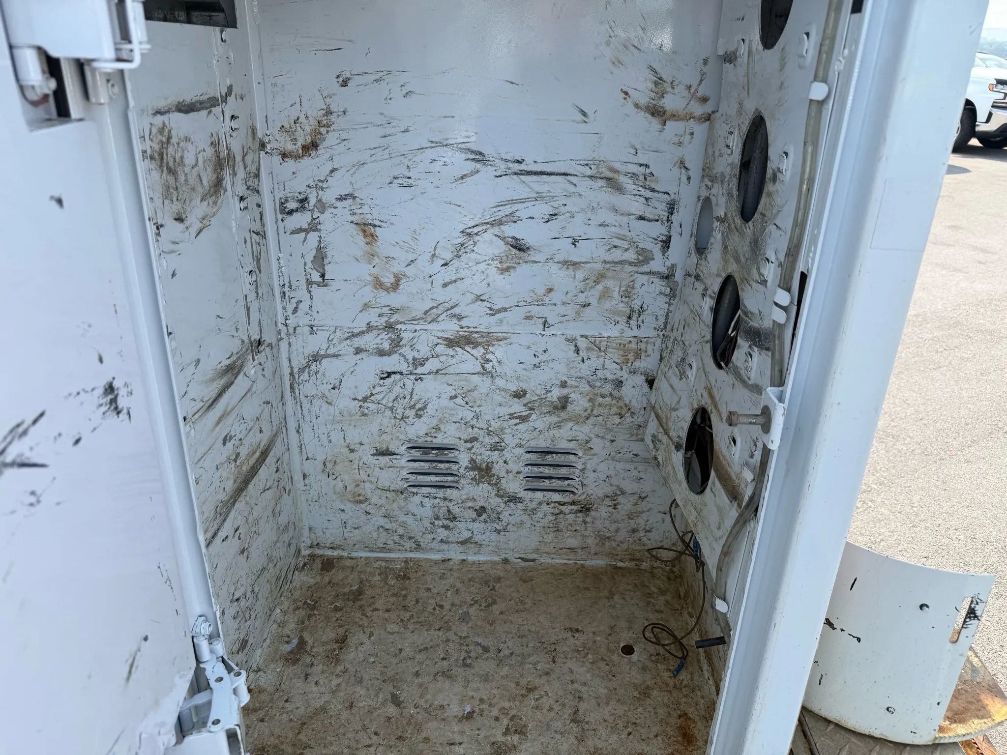 Used 2016 Ford F550 XLT 162  W.B. 4D image 13