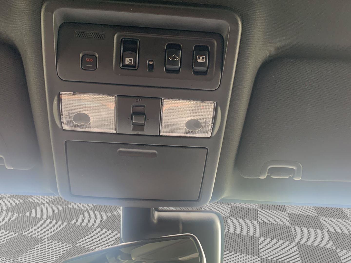 Used 2021 Nissan Titan PRO-4X w/ Pro-4x Convenience Package AWD/4WD image 29