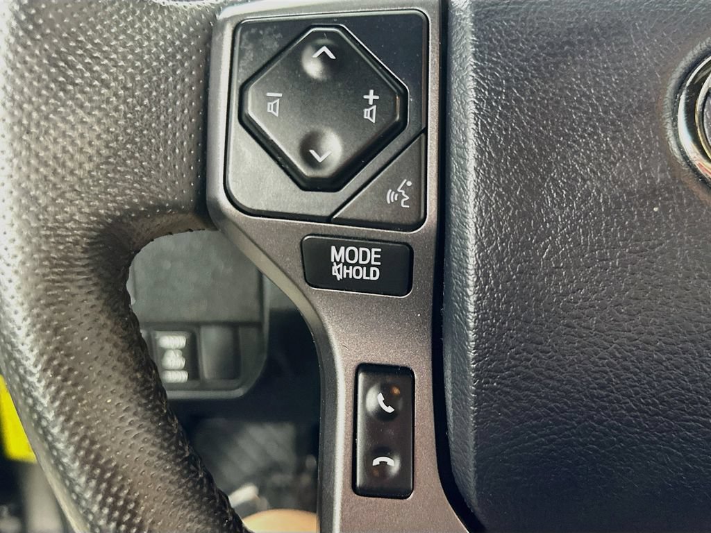 Used 2020 Toyota Tacoma TRD Sport RWD image 22