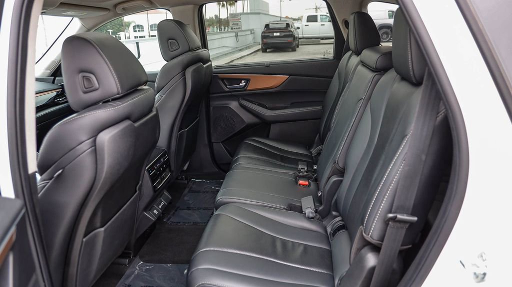 Used 2022 Acura MDX FWD w/ Technology Package image 22