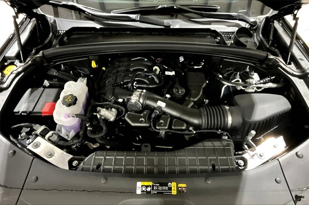 New 2025 Jeep Grand Cherokee L Laredo w/ Luxury Tech Group I image 11