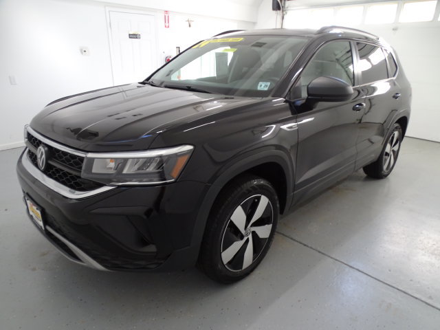 Used 2024 Volkswagen Taos S AWD/4WD image 16