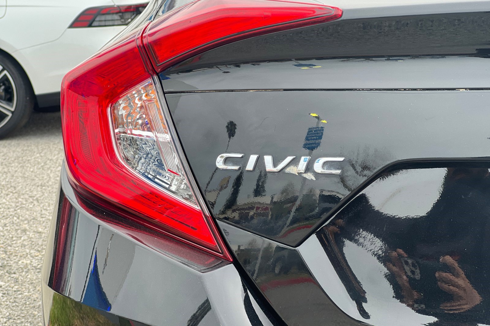 Used 2020 Honda Civic LX image 12