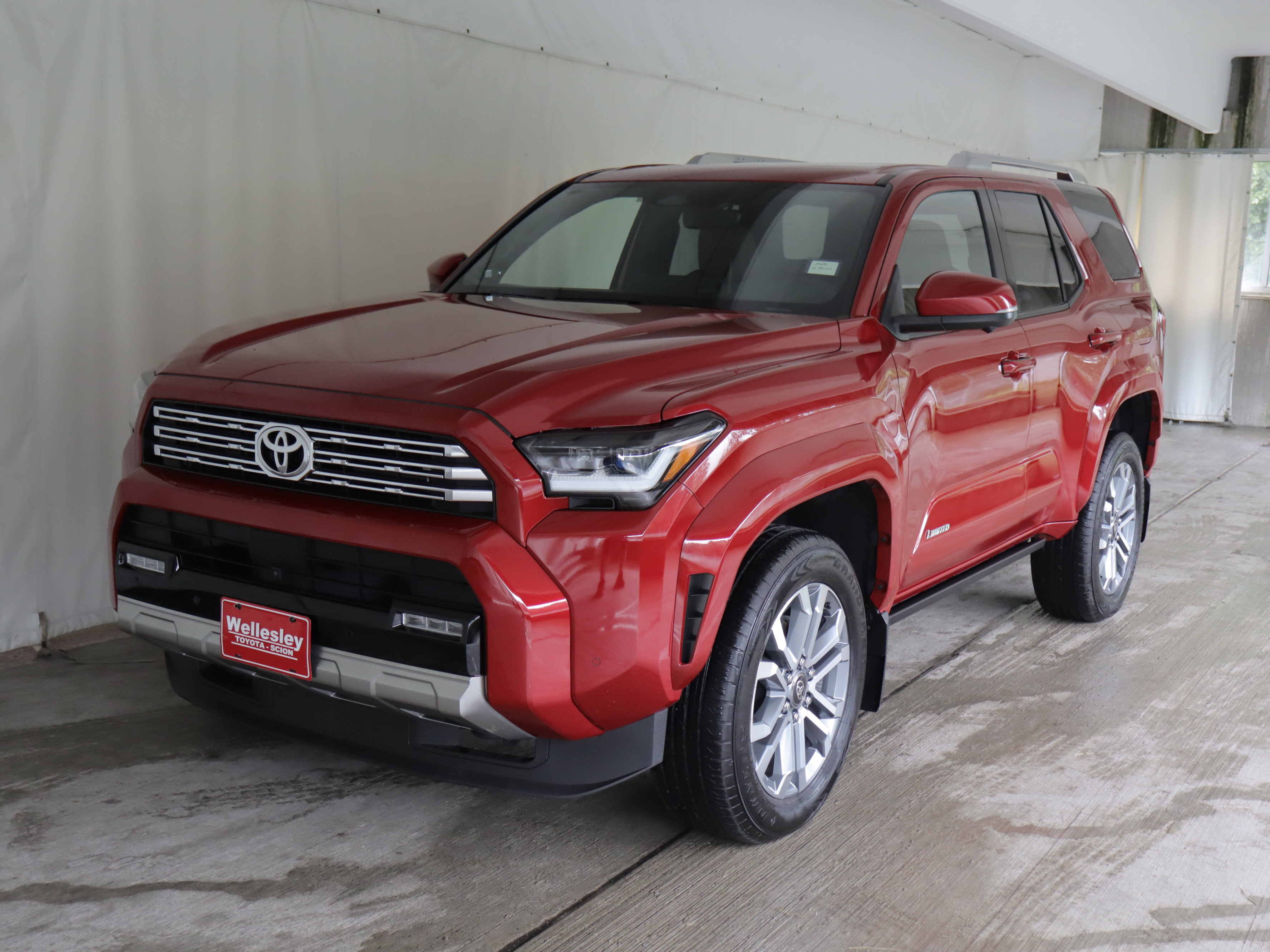 Used 2025 Toyota 4Runner Limited AWD/4WD image 24
