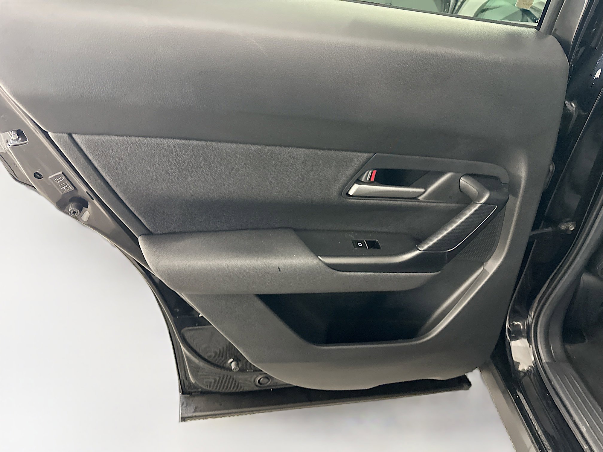 Used 2025 MAZDA CX-50 2.5 Hybrid w/ Preferred Pkg image 27