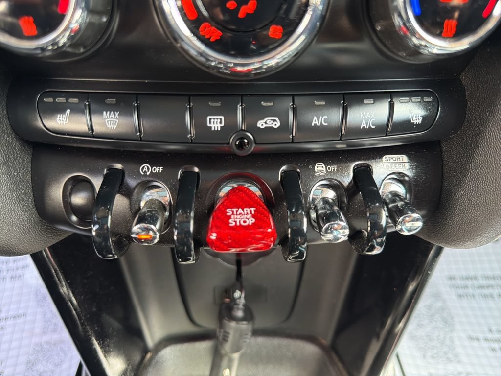 Used 2020 MINI Cooper S 2-Door Hardtop FWD image 24
