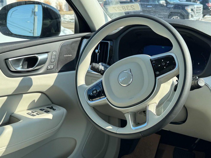 New 2026 Volvo XC60 B5 Ultra w/ Climate Package AWD/4WD image 7