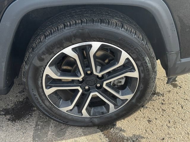 Used 2024 Jeep Compass Limited image 9