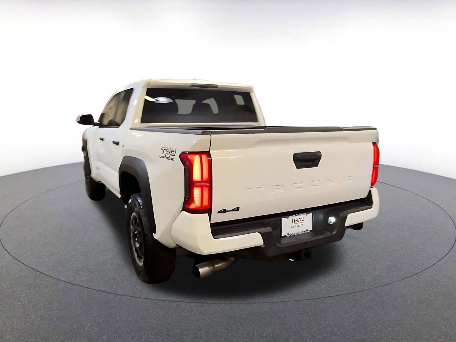 Used 2025 Toyota Tacoma TRD Off-Road image 11