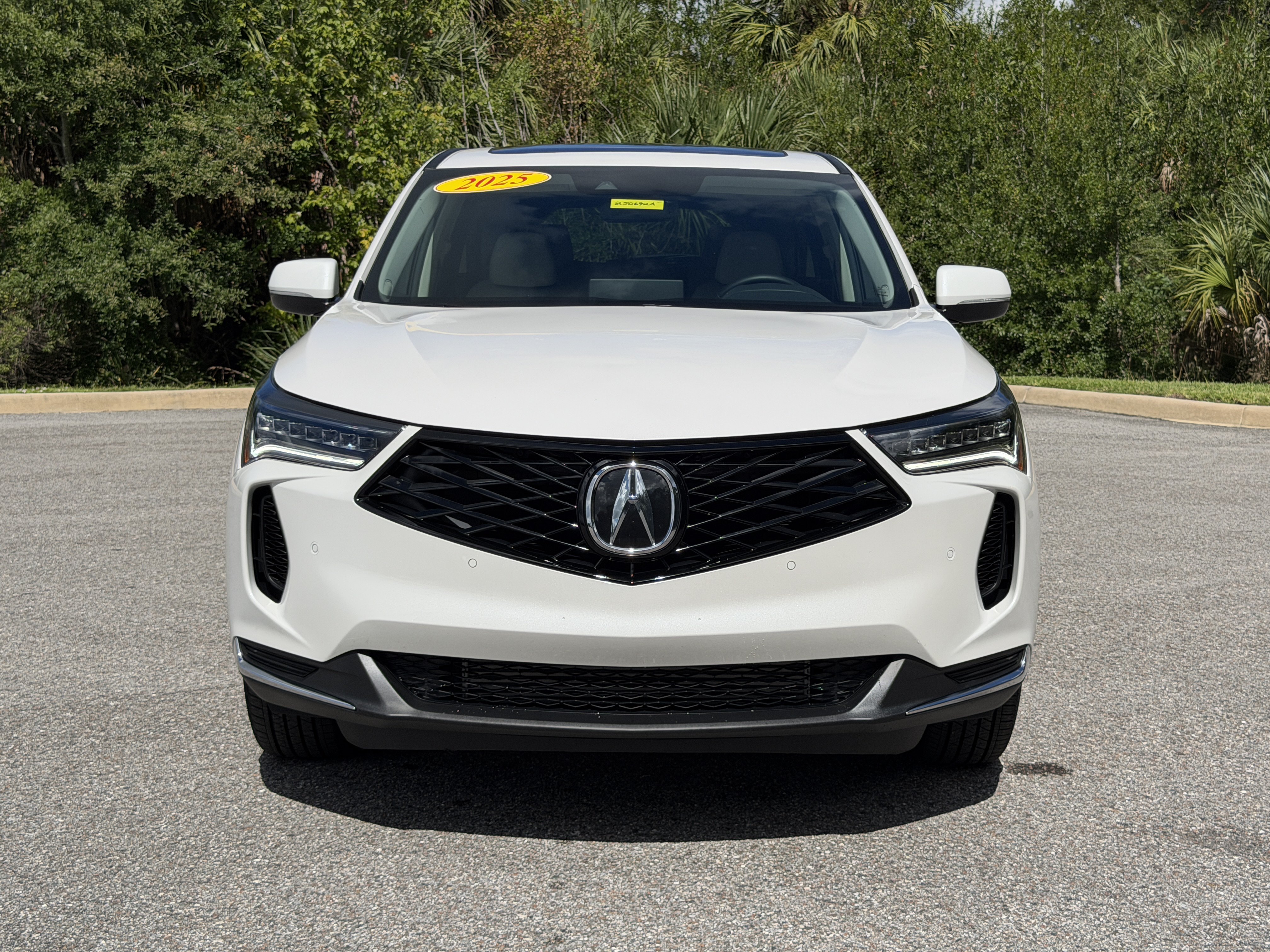 Used 2025 Acura RDX w/ Technology Package AWD/4WD image 2