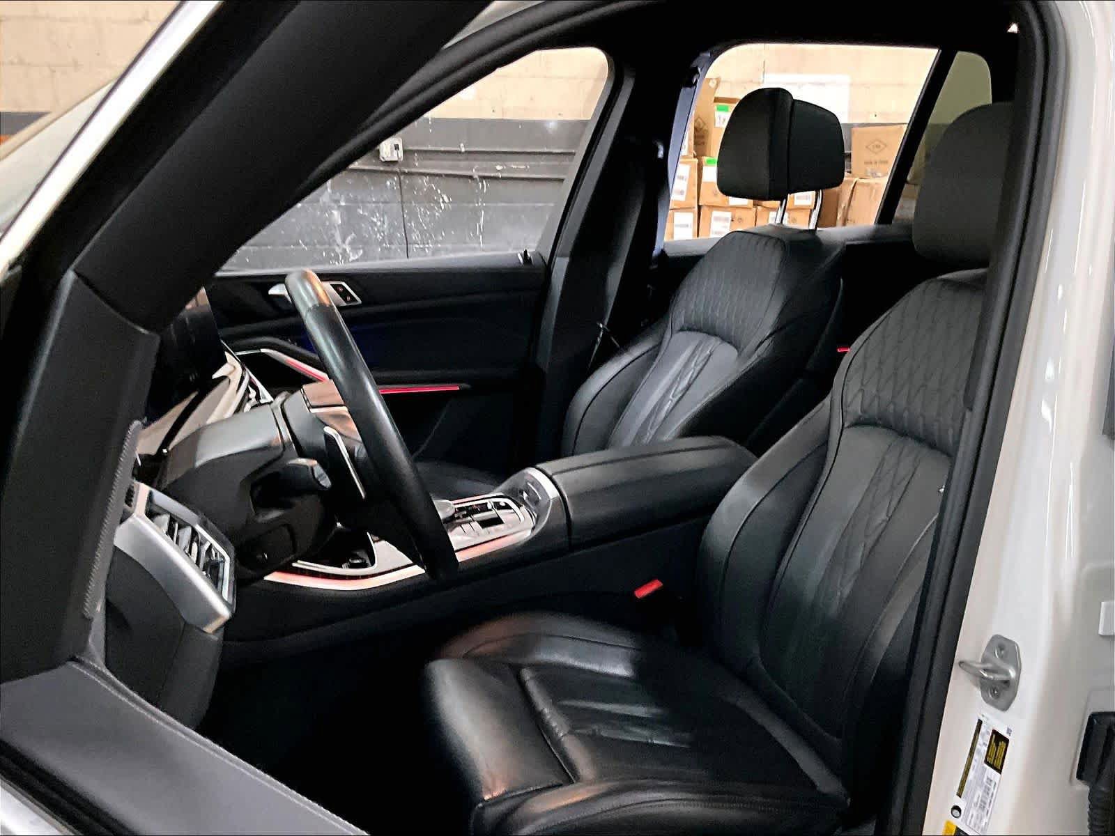 Used 2025 BMW X5 xDrive50e image 26