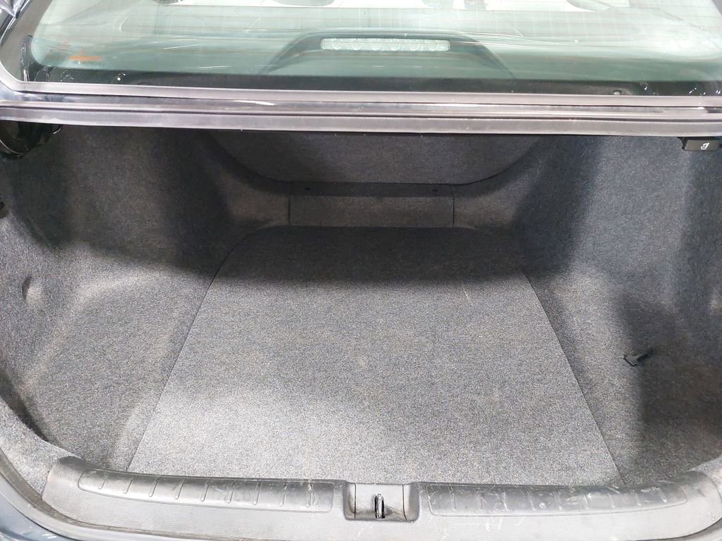 Used 2018 Honda Accord LX image 12