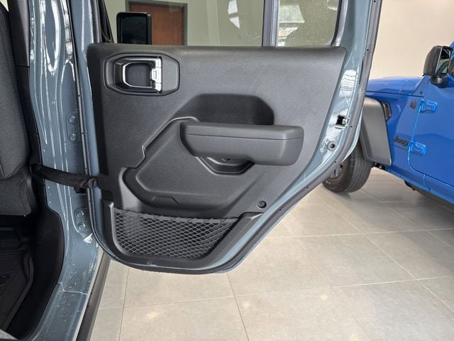 New 2025 Jeep Wrangler Willys AWD/4WD image 43