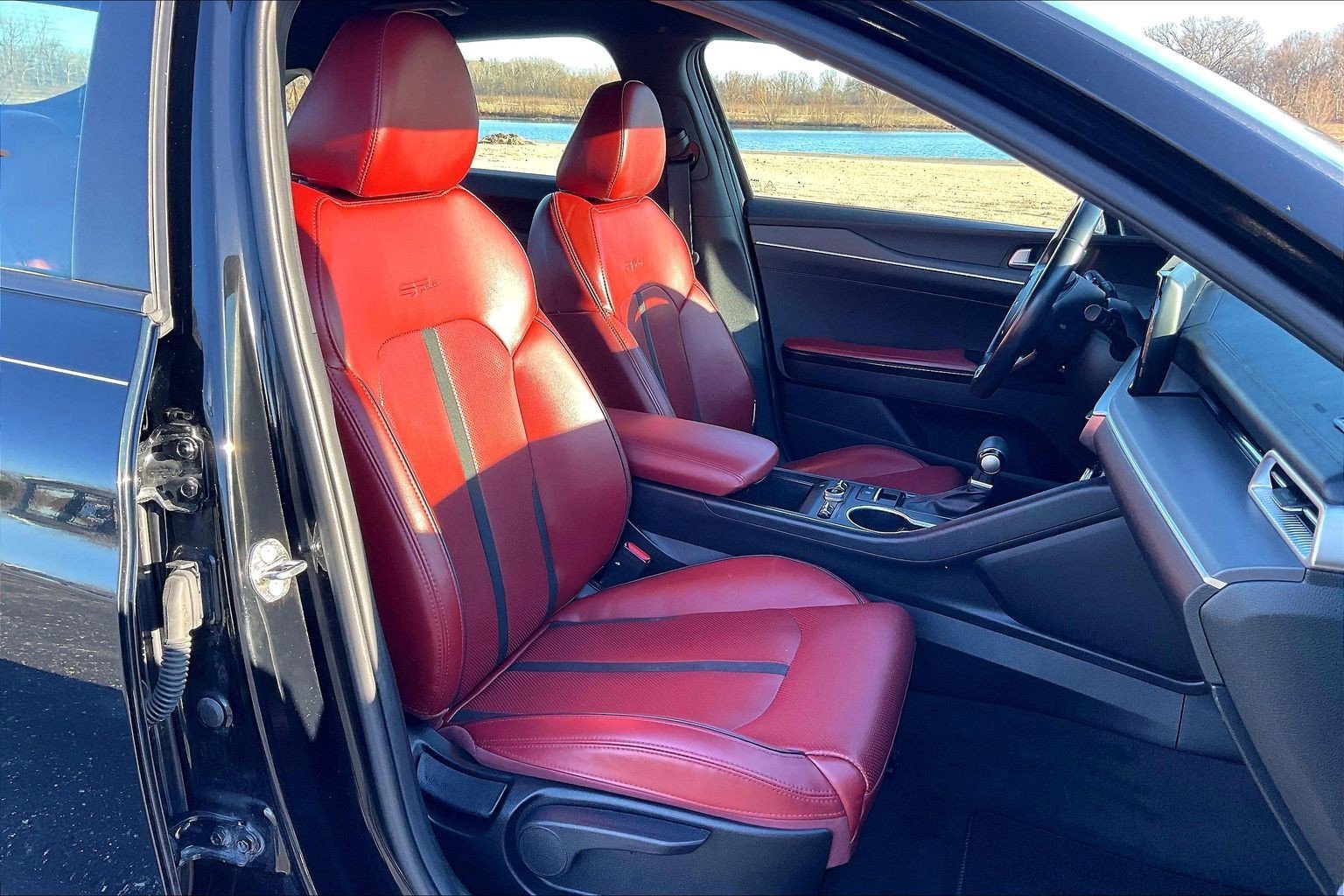 Used 2024 Kia K5 GT-Line w/ GT-Line Premium Package image 8