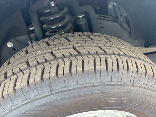 New 2024 Ford F350 XL w/ XL Chrome Package image 28