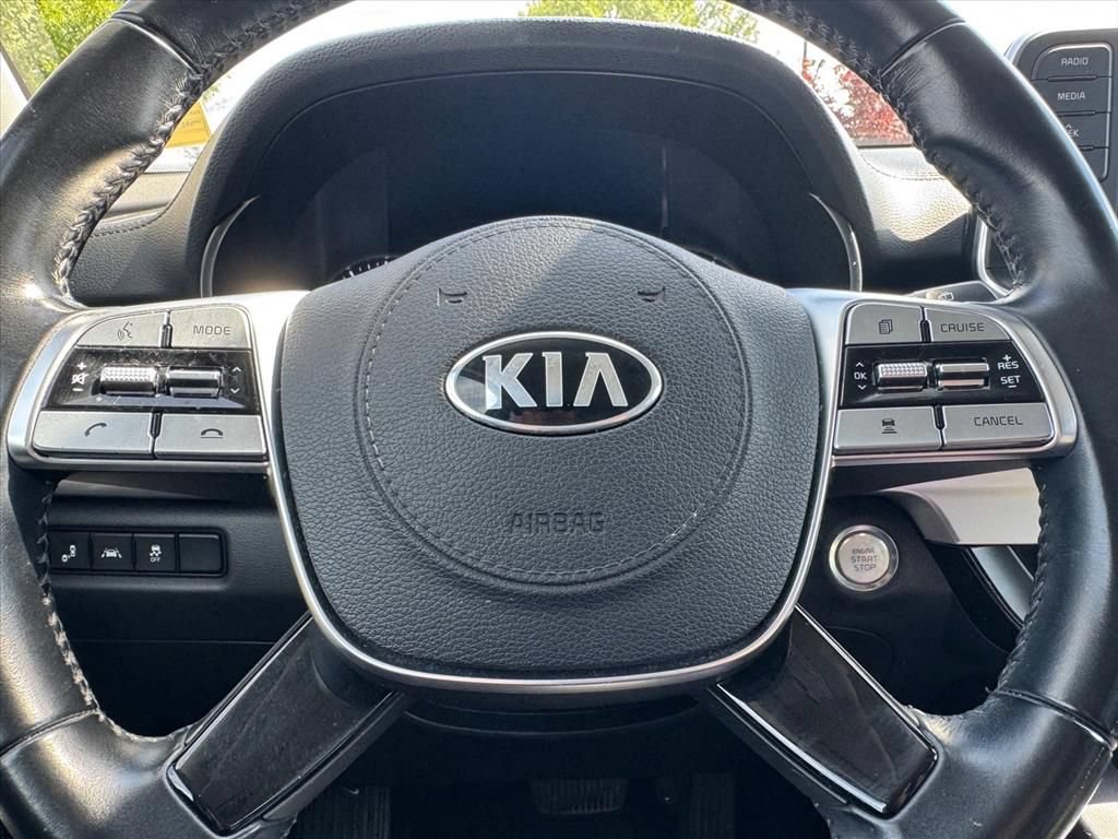 Used 2021 Kia Telluride LX AWD/4WD image 16