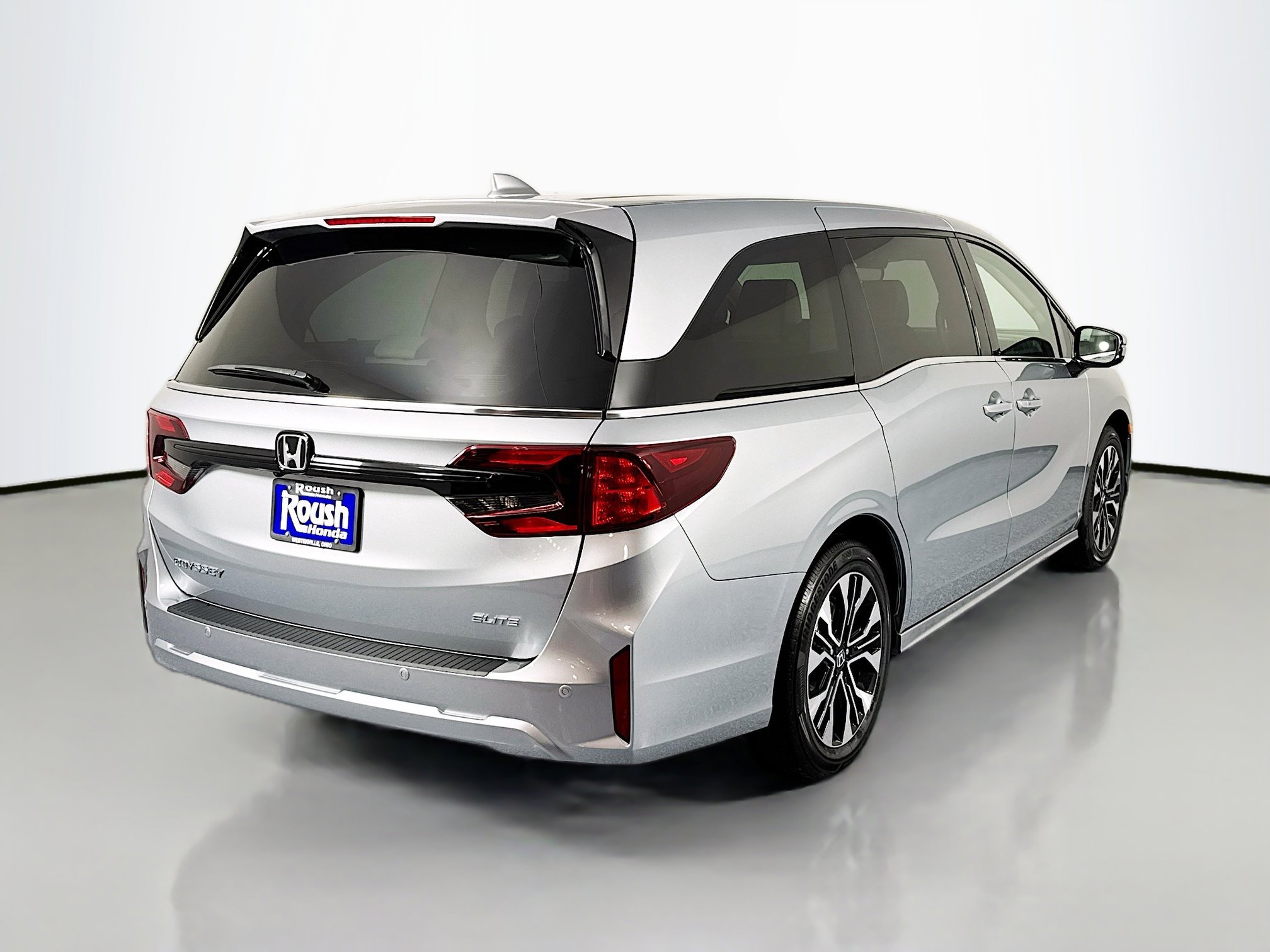 New 2026 Honda Odyssey Elite image 5