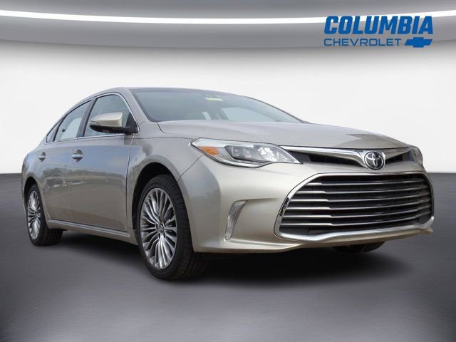 Used 2017 Toyota Avalon Limited image 1