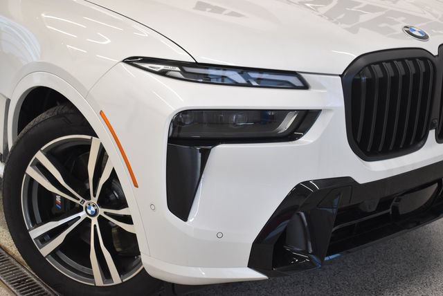 New 2027 BMW X7 xDrive40i w/ M Sport Package AWD/4WD image 33