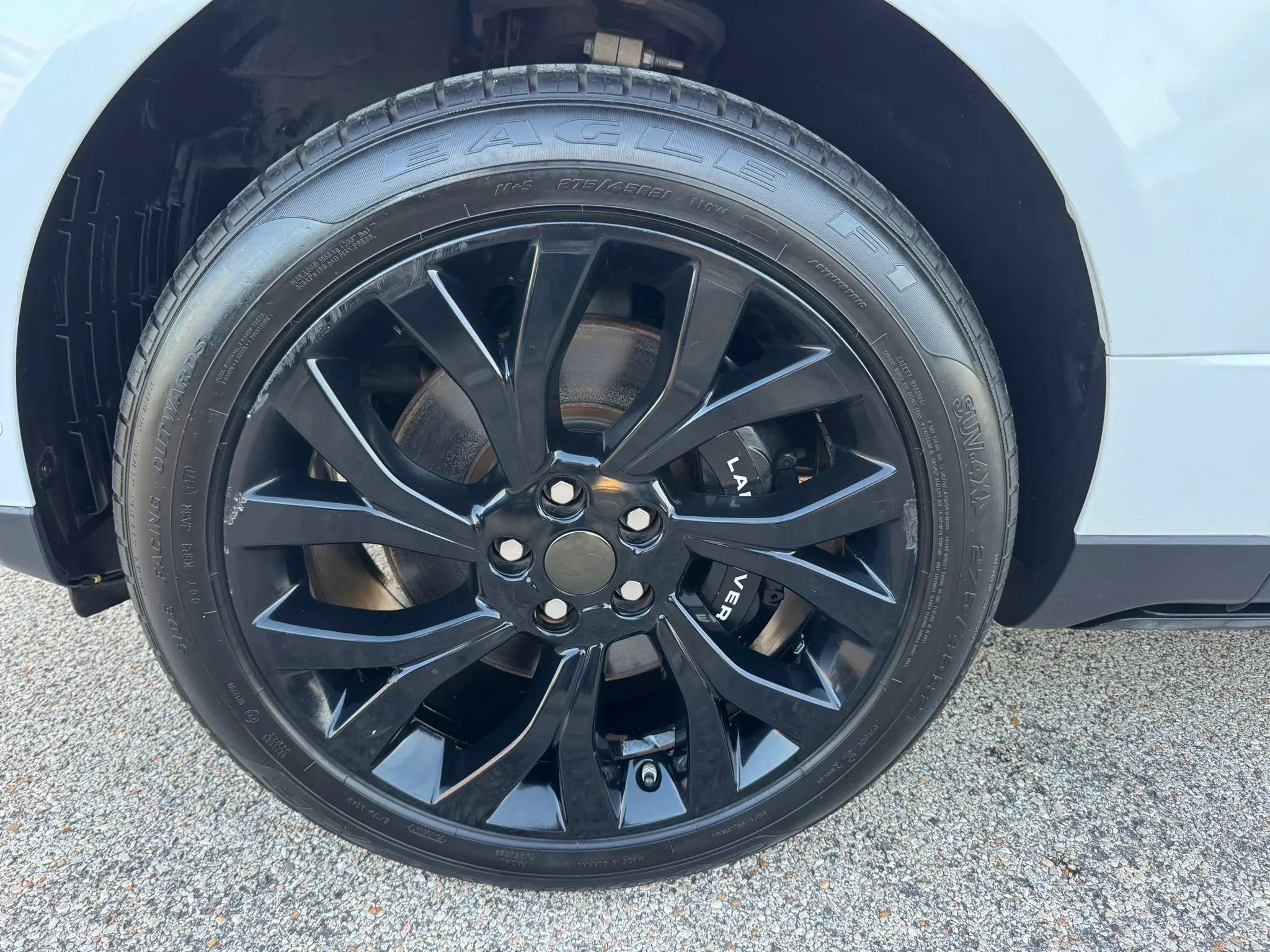 Used 2019 Land Rover Range Rover HSE AWD/4WD image 13