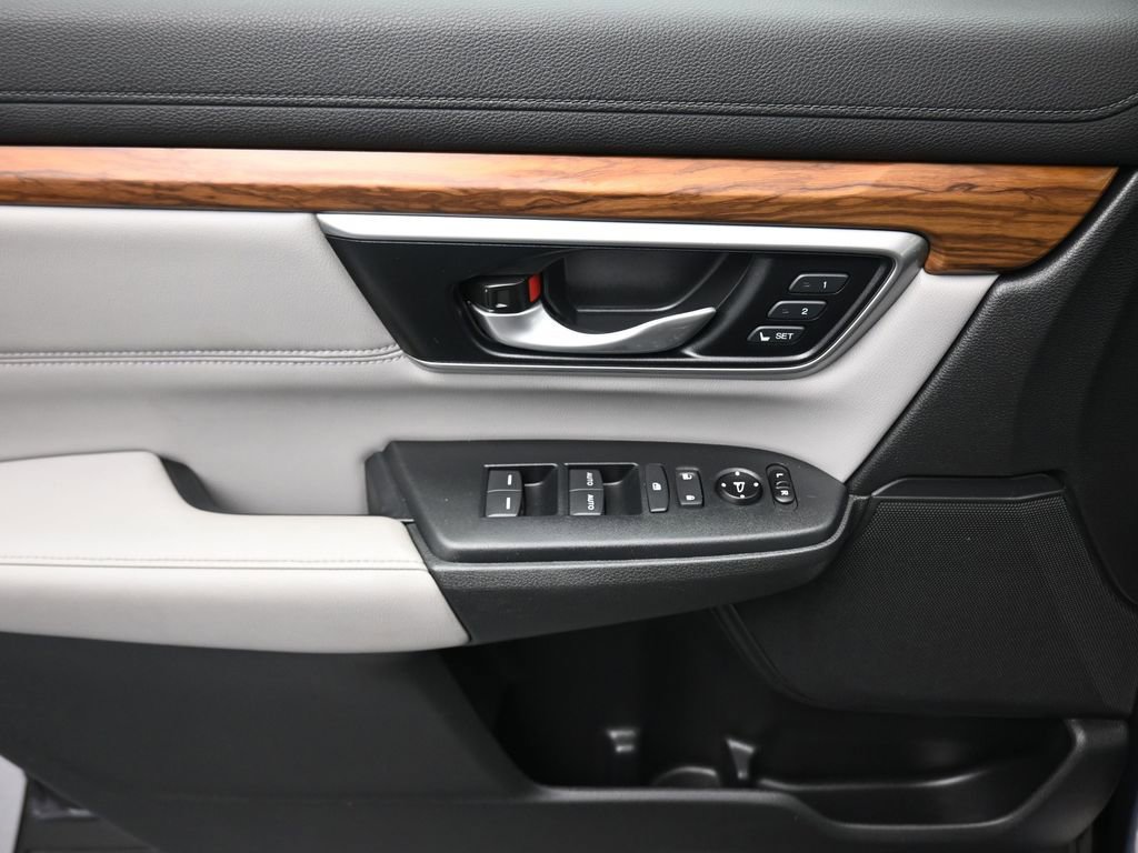 Used 2019 Honda CR-V Touring image 10
