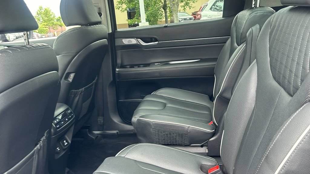Used 2024 Hyundai Palisade Limited AWD/4WD image 30