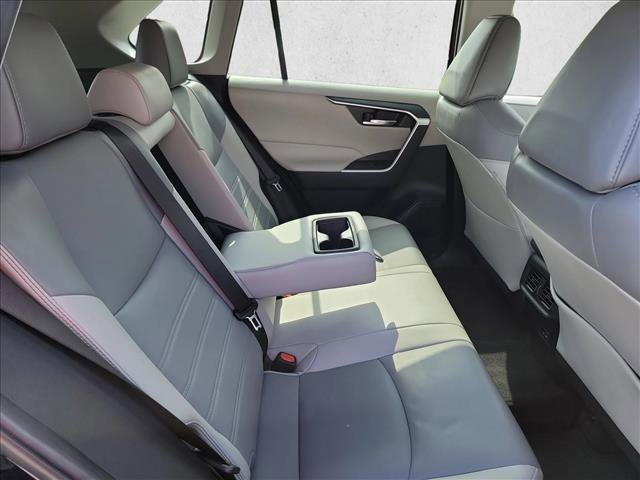 Used 2022 Toyota RAV4 XLE Premium FWD image 13