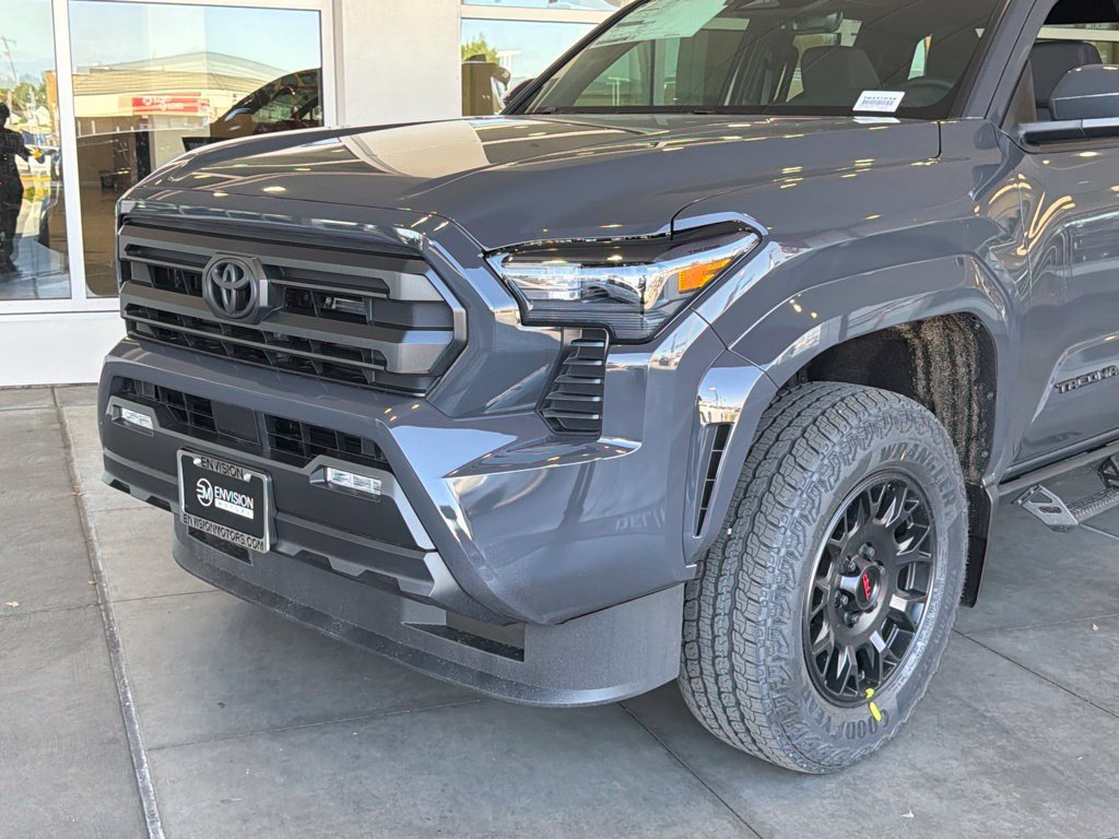 New 2026 Toyota Tacoma SR5 AWD/4WD image 3