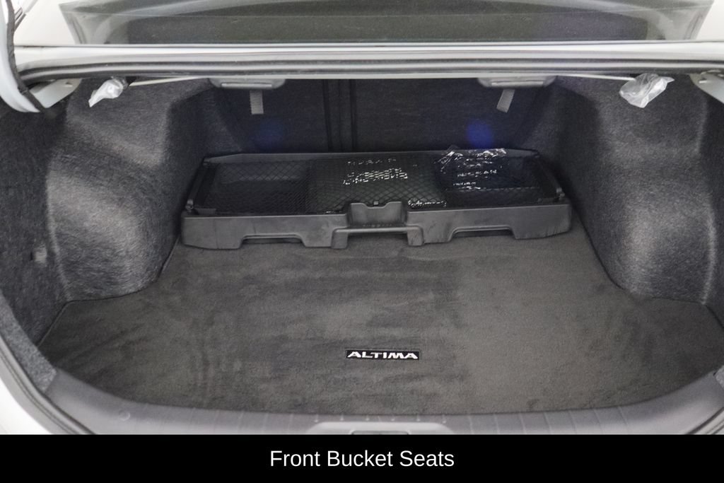 Used 2024 Nissan Altima 2.5 SR FWD image 10