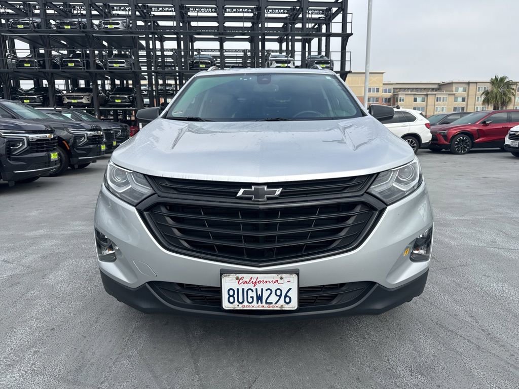Used 2020 Chevrolet Equinox LT w/ Sport Edition image 2