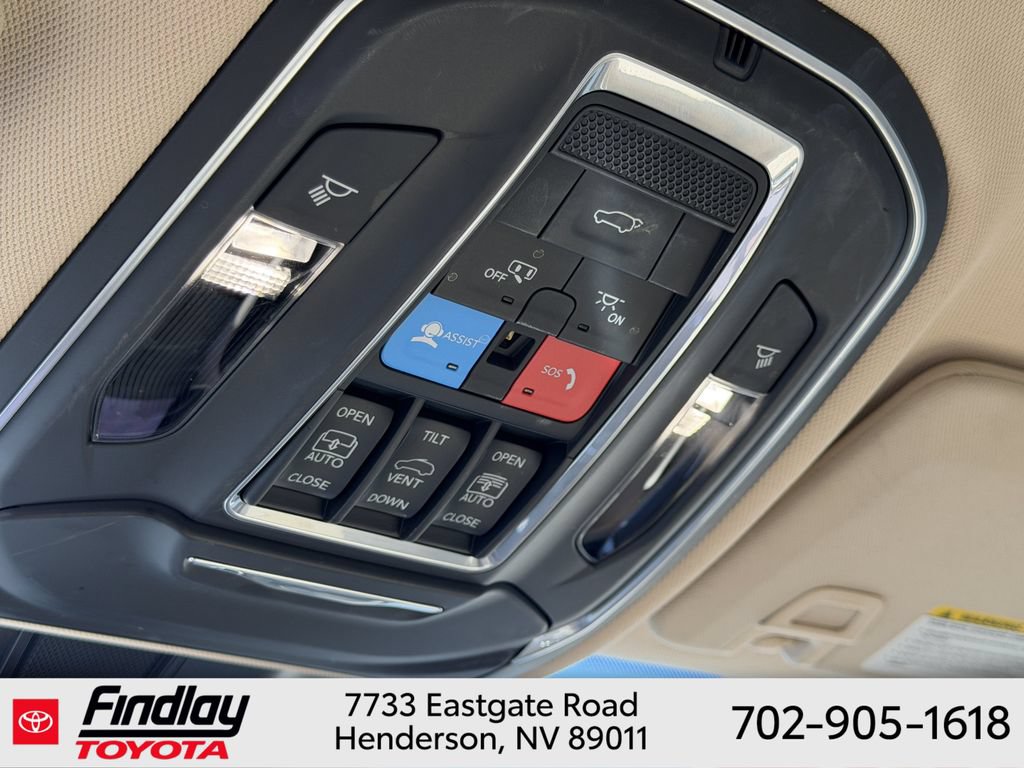 Used 2021 Jeep Grand Cherokee L Limited AWD/4WD image 32