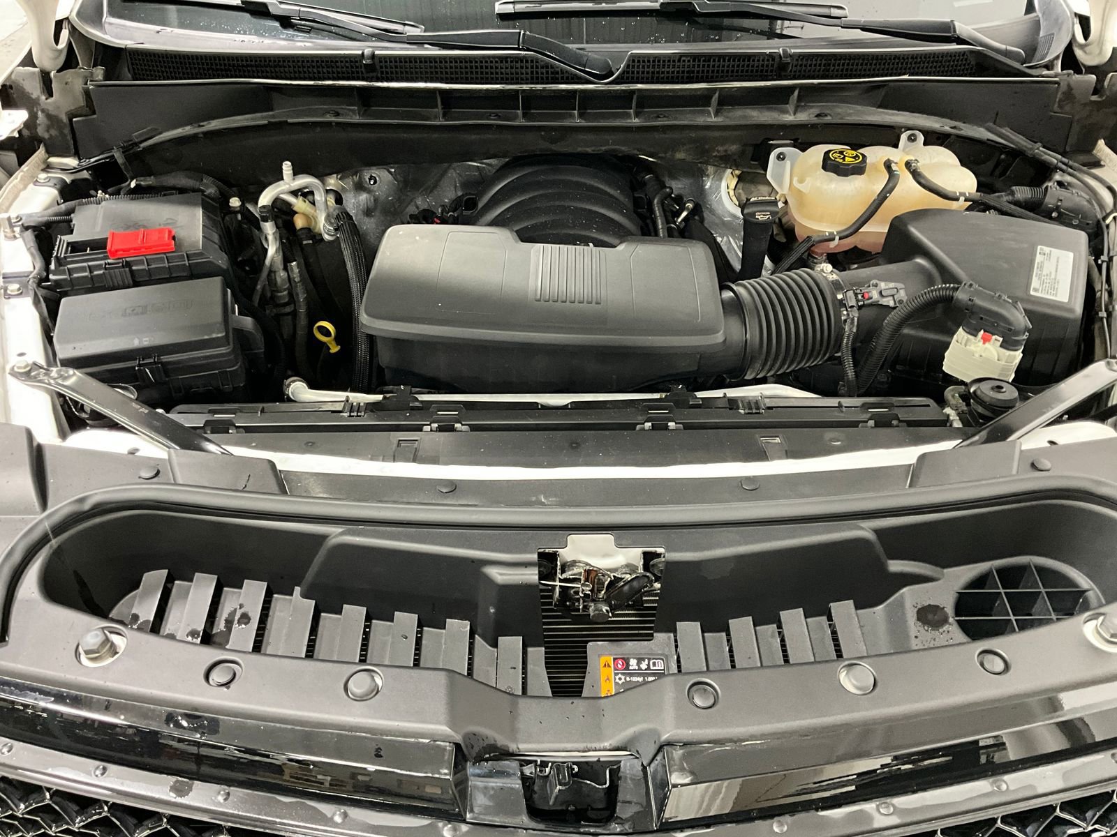Used 2021 Cadillac Escalade ESV Sport Platinum w/ Heavy-Duty Trailer Package AWD/4WD image 12