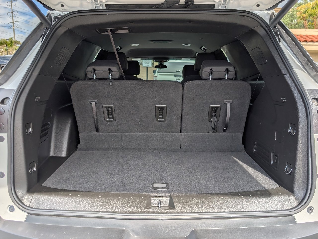 Used 2023 Chevrolet Traverse LT image 10