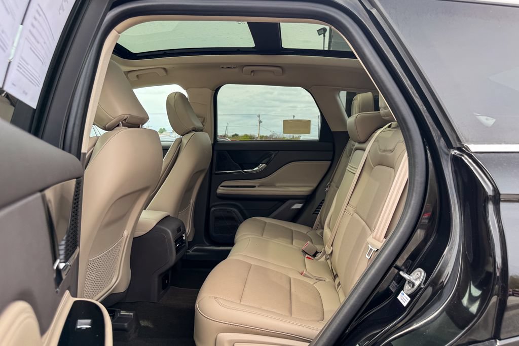 Used 2022 Lincoln Corsair Reserve w/ Sport Package AWD/4WD image 22