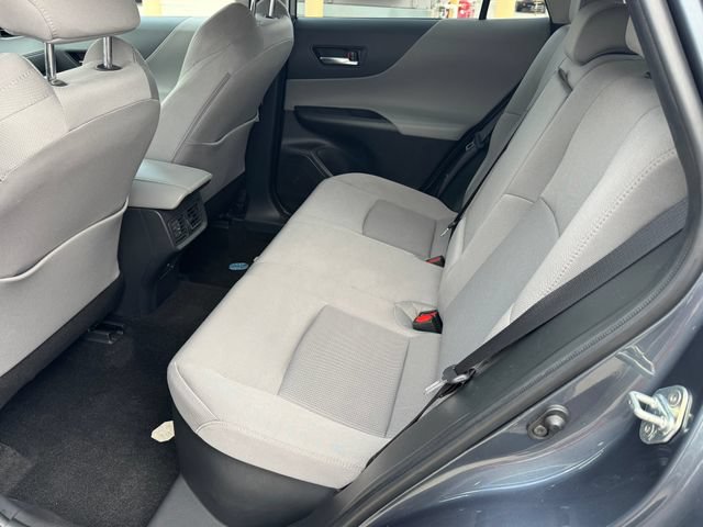 Used 2024 Toyota Venza LE AWD/4WD image 16