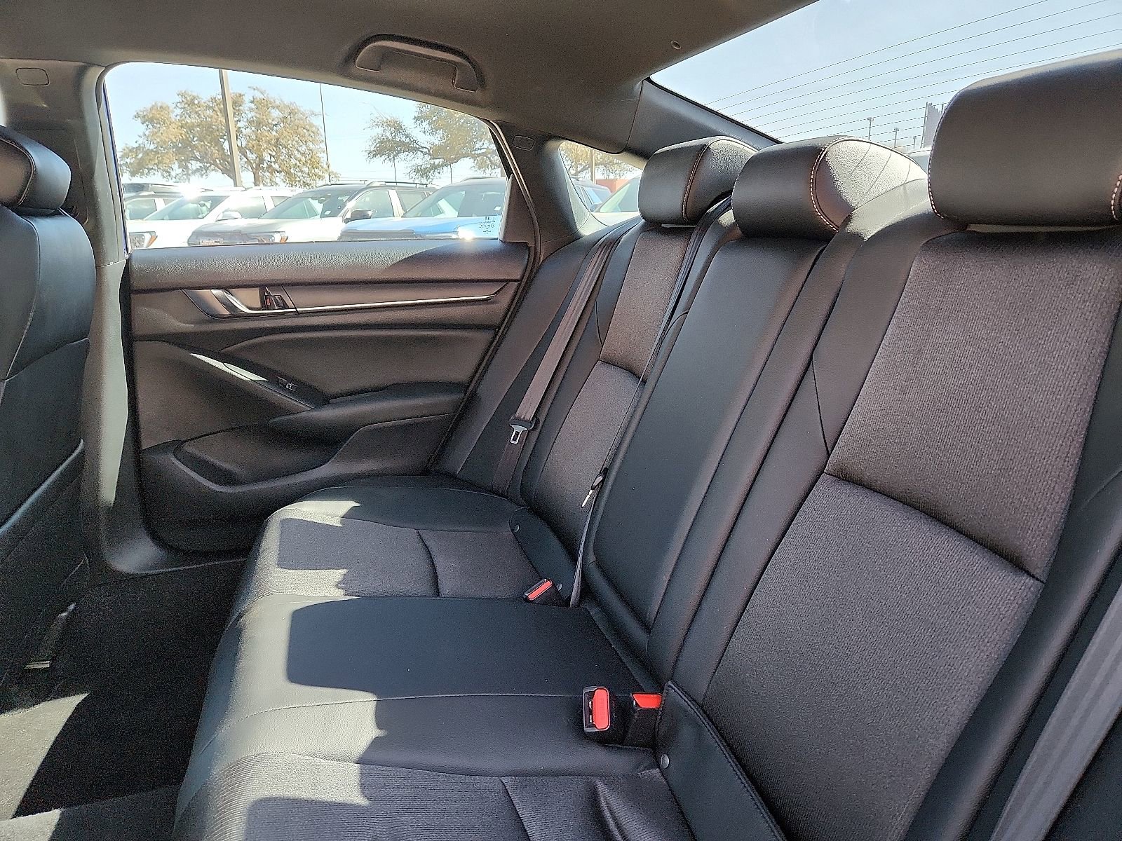 Used 2021 Honda Accord Sport image 10