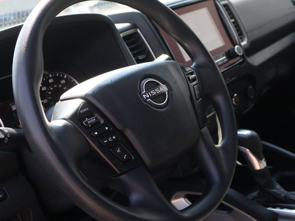 Used 2022 Nissan Frontier SV RWD image 23