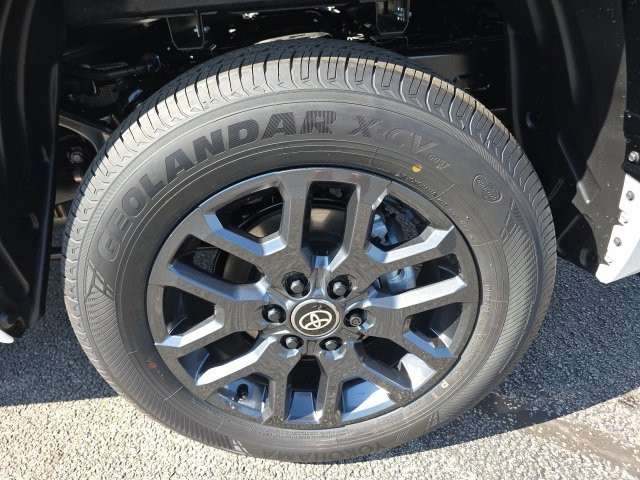 New 2026 Toyota Tundra Platinum image 9