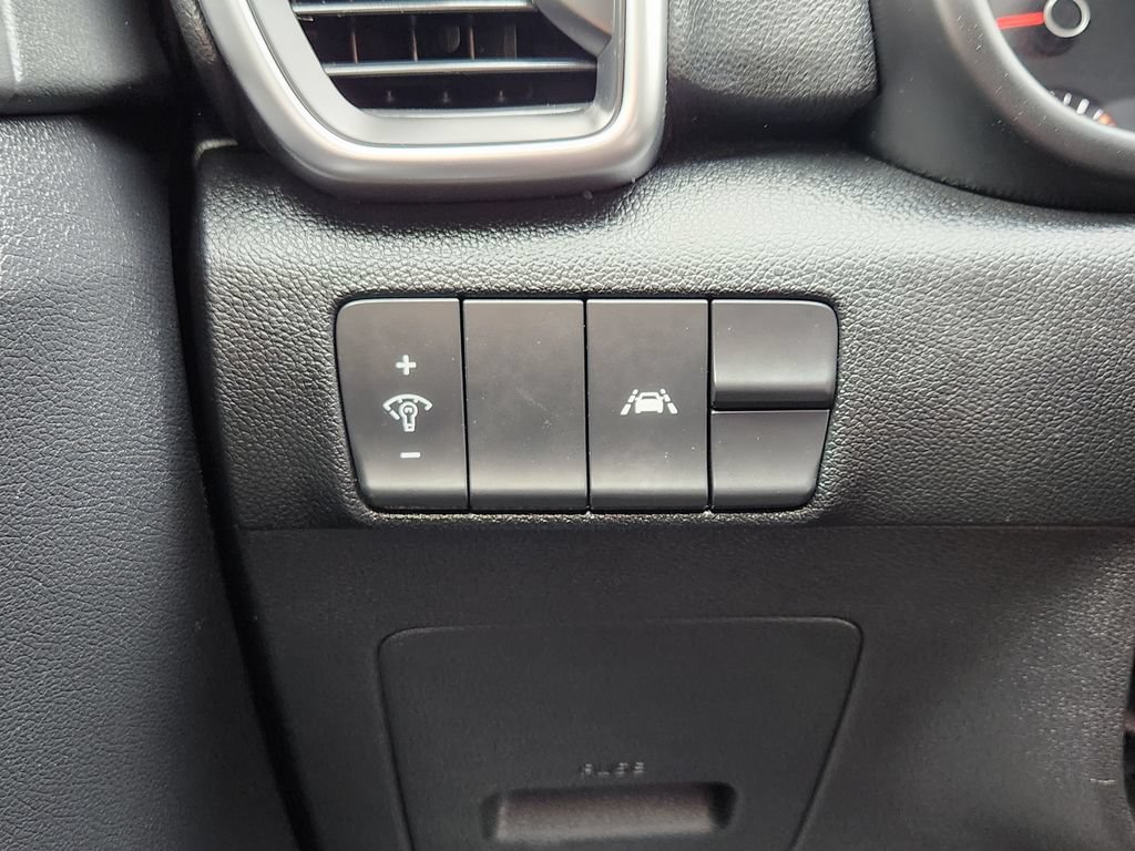 Used 2021 Kia Sportage LX FWD image 13