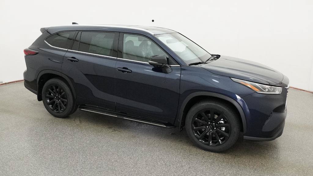 New 2026 Toyota Highlander Limited AWD/4WD image 15