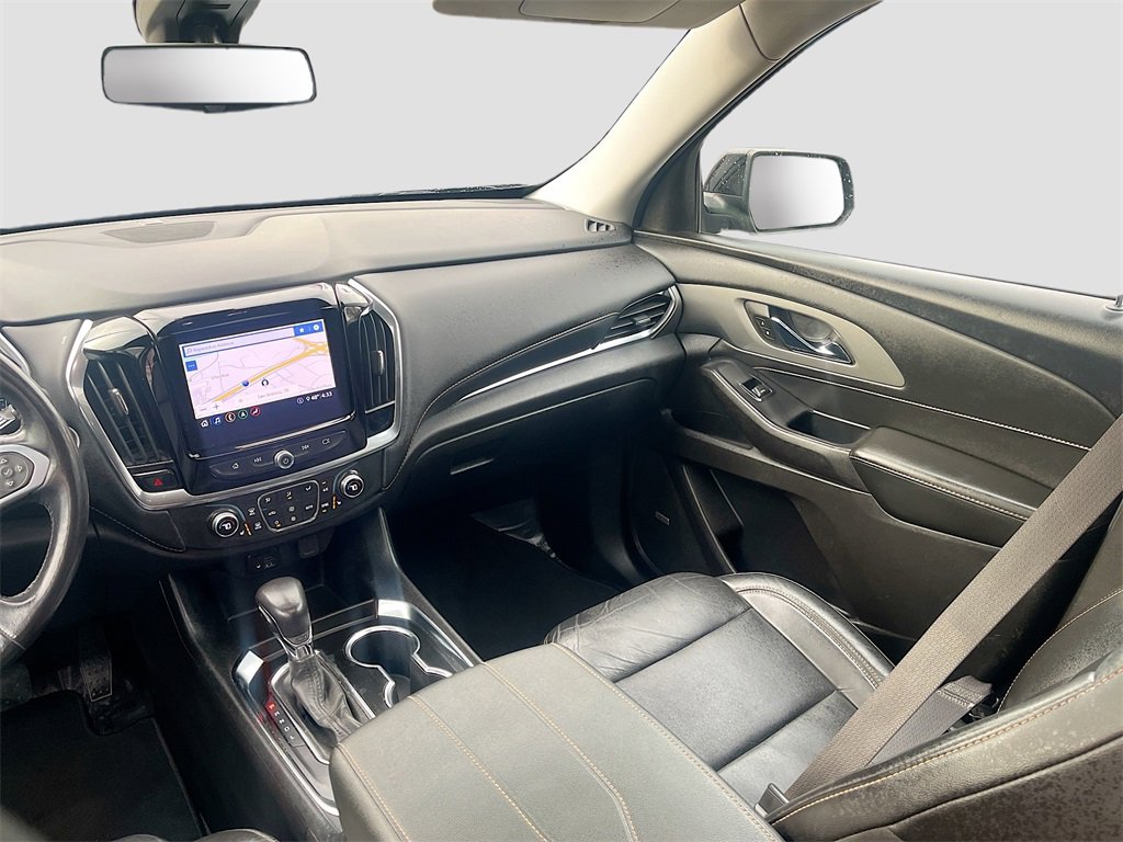Used 2021 Chevrolet Traverse RS image 25