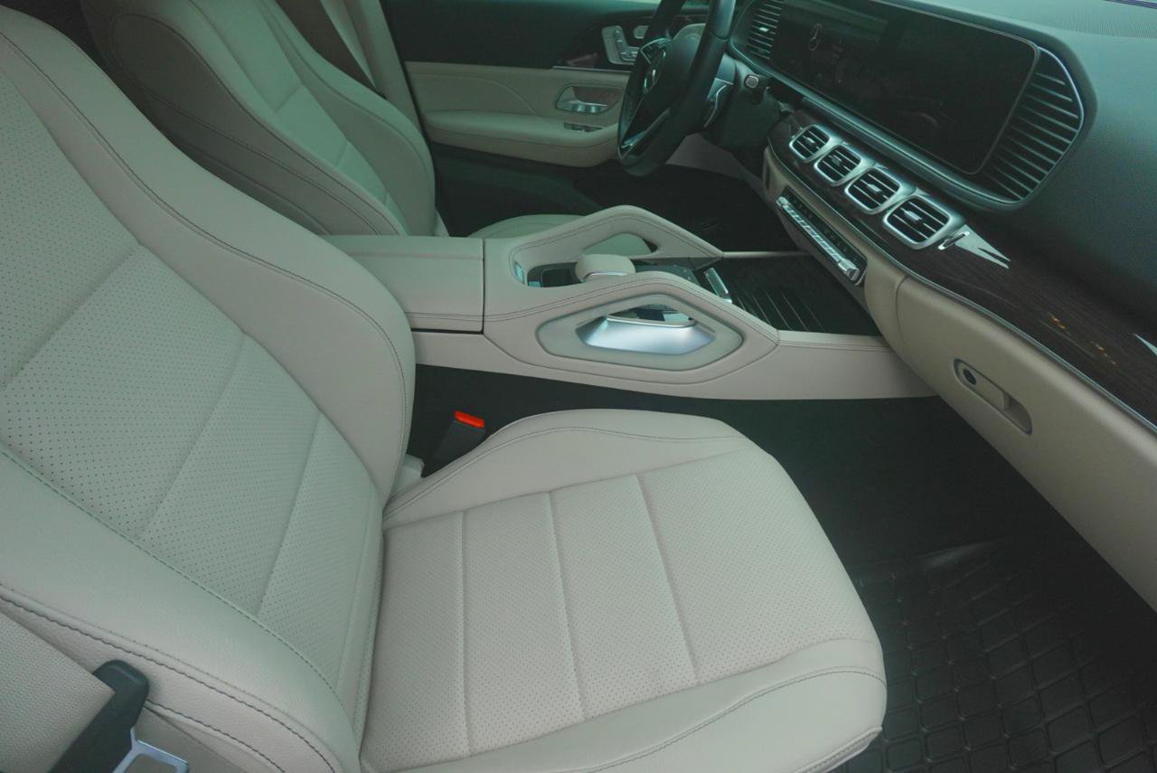 Used 2025 Mercedes-Benz GLE 450e 4MATIC image 18