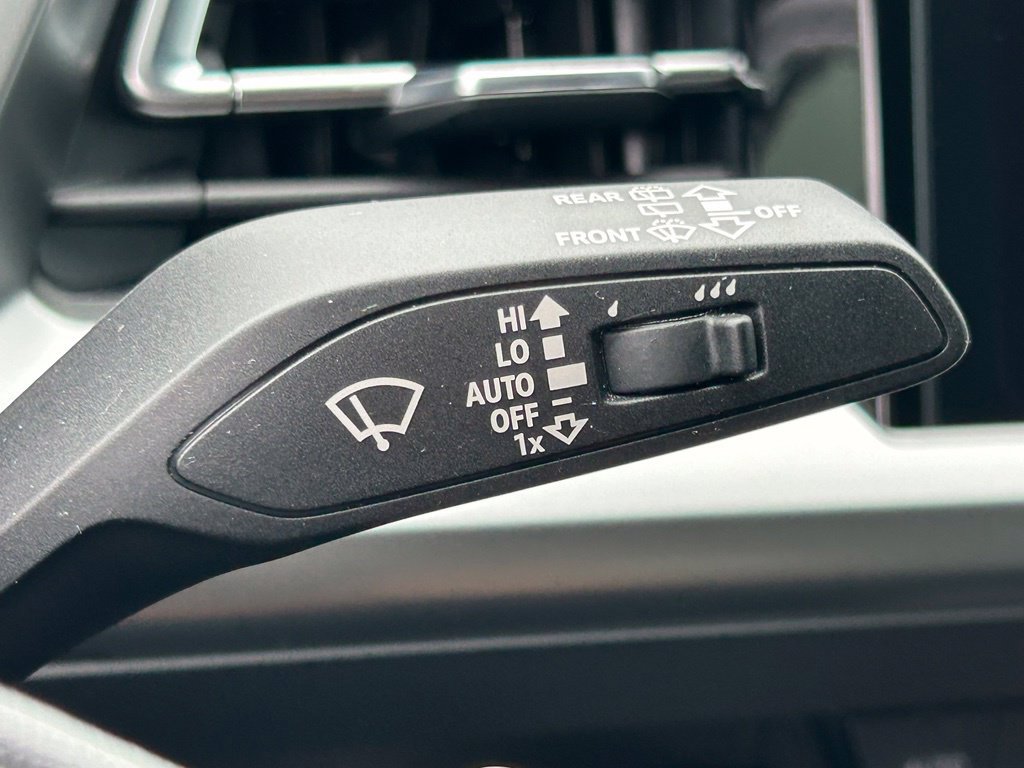 Used 2024 Audi Q4 e-tron Premium Plus AWD/4WD image 27